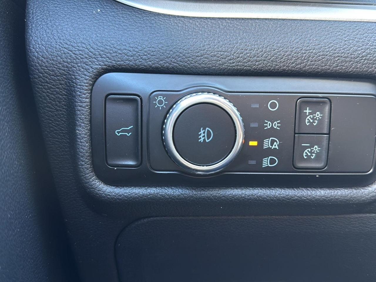 Ford Explorer XLT 4WD 2023