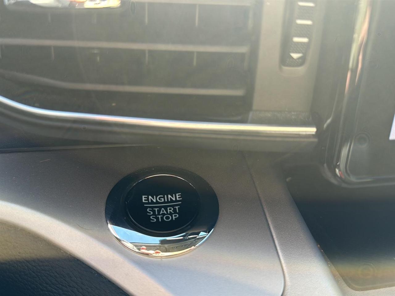 Ford Explorer XLT 4WD 2023