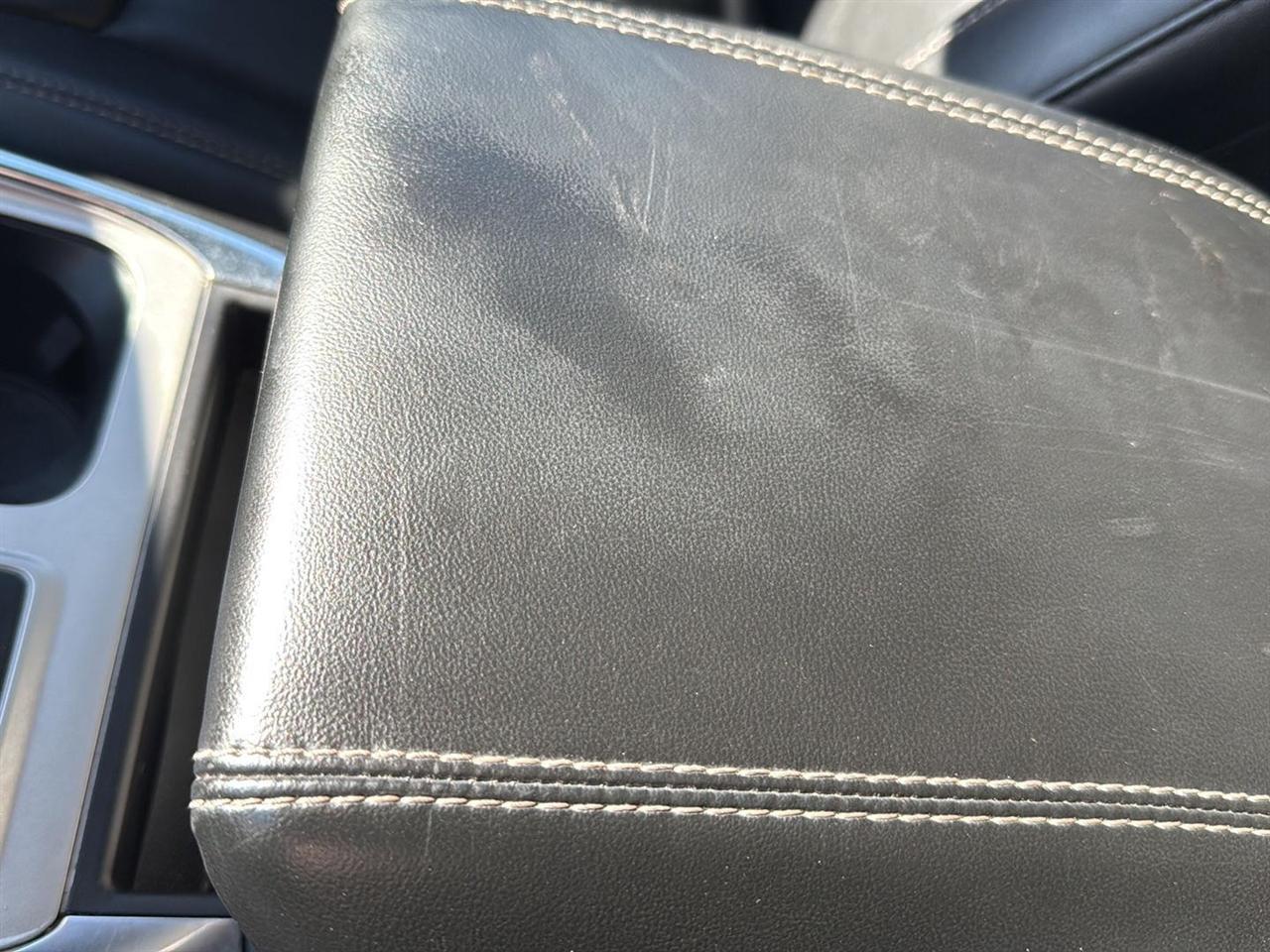 Ford Explorer XLT 4WD 2023