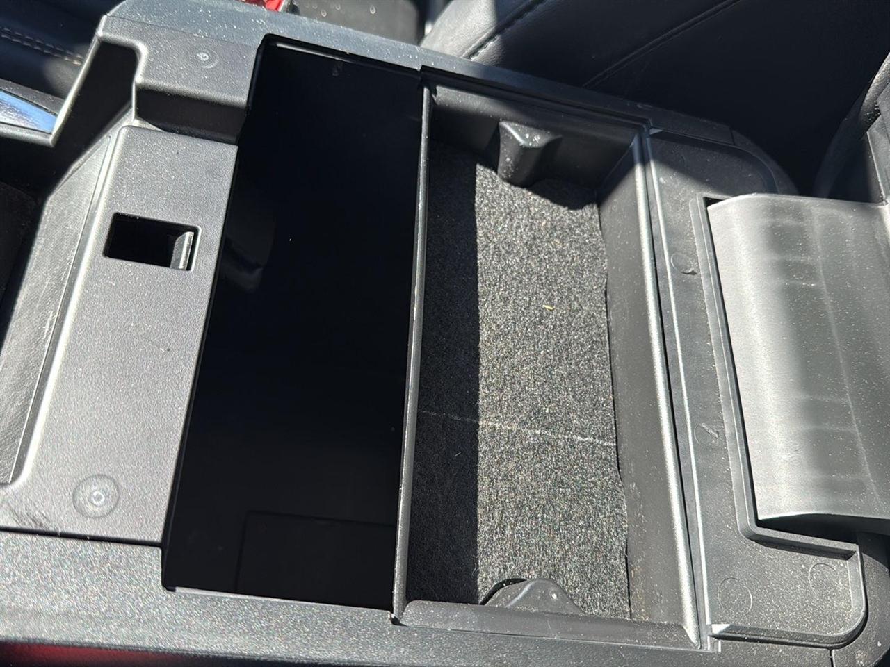 Ford Explorer XLT 4WD 2023