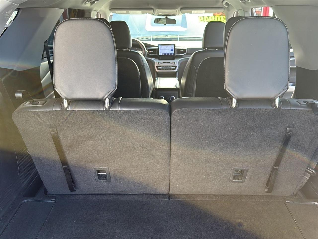 Ford Explorer XLT 4WD 2023