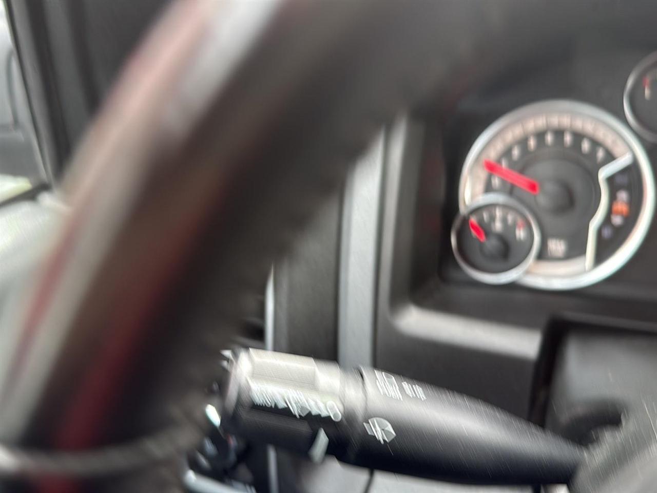 RAM 1500 Big Horn 4x4 Crew Cab 6'4" Box 2018