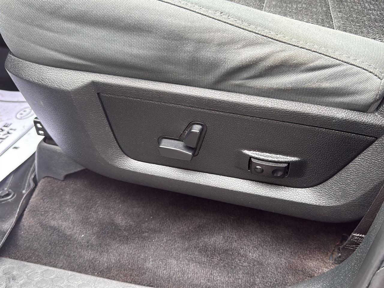 RAM 1500 Big Horn 4x4 Crew Cab 6'4" Box 2018