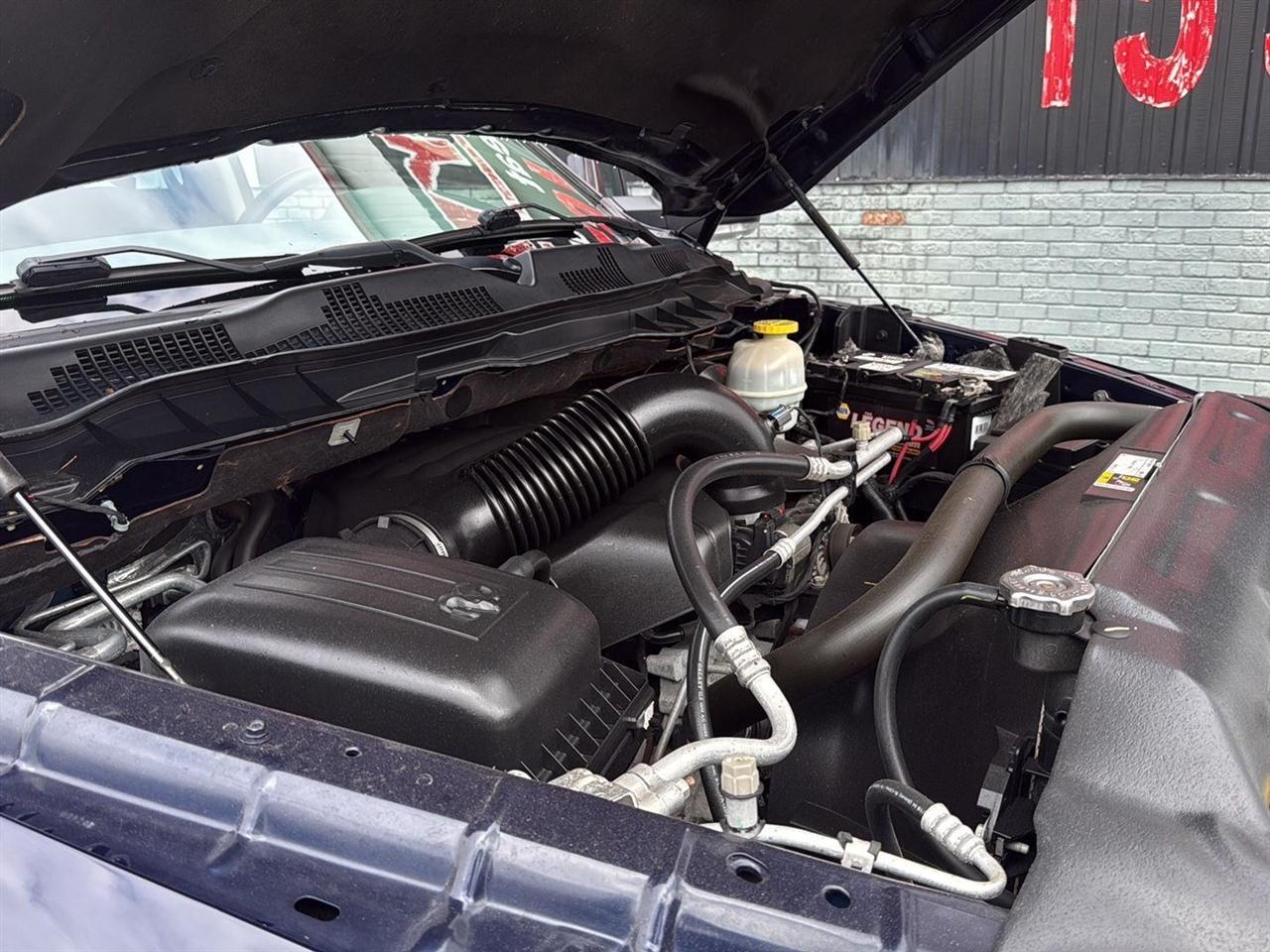 RAM 1500 Big Horn 4x4 Crew Cab 6'4" Box 2018