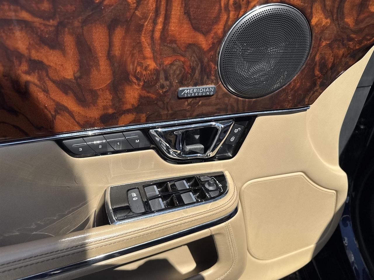 Jaguar XJ 4dr Sdn XJL Portfolio AWD 2016