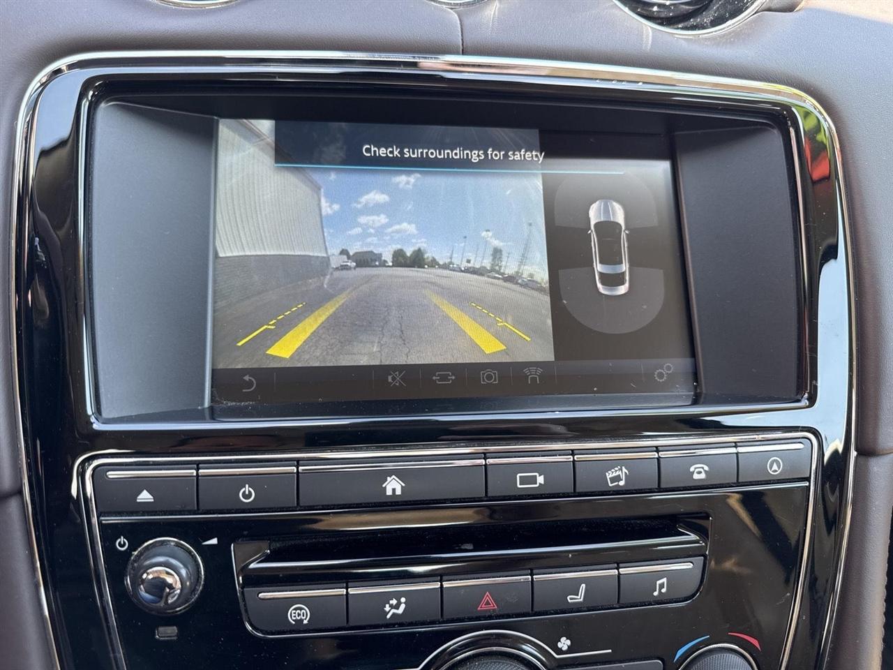 Jaguar XJ 4dr Sdn XJL Portfolio AWD 2016