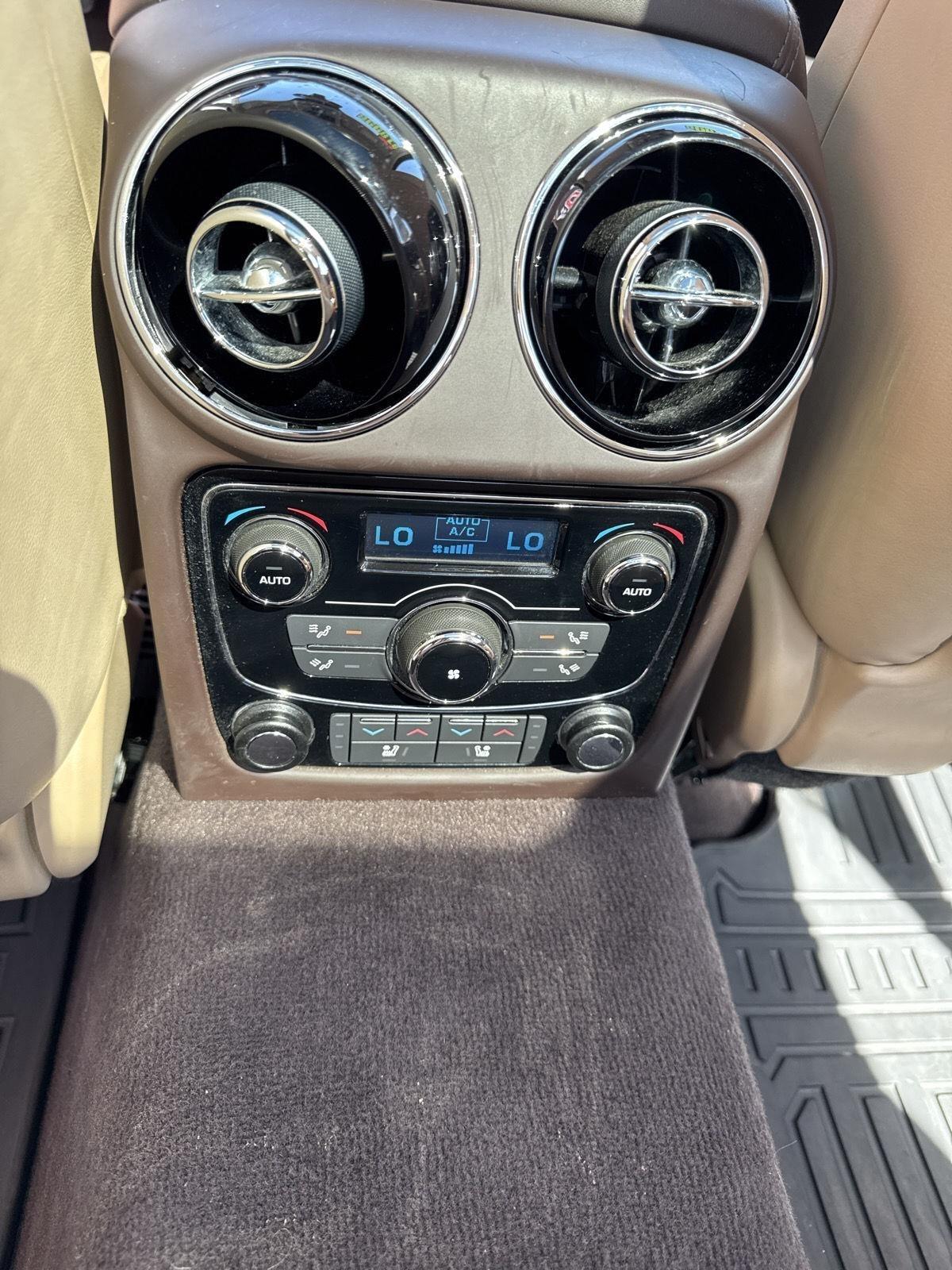 Jaguar XJ 4dr Sdn XJL Portfolio AWD 2016
