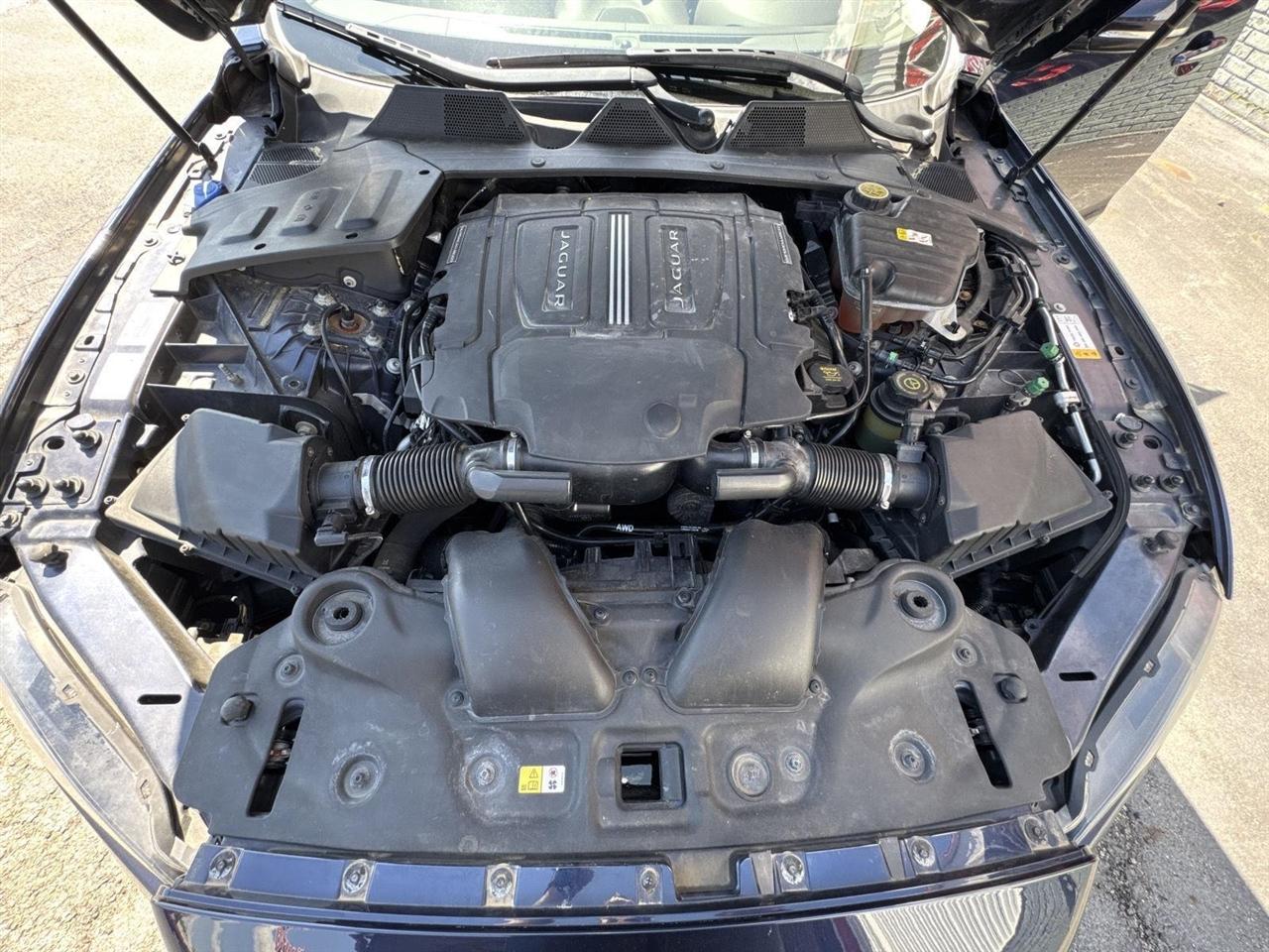Jaguar XJ 4dr Sdn XJL Portfolio AWD 2016