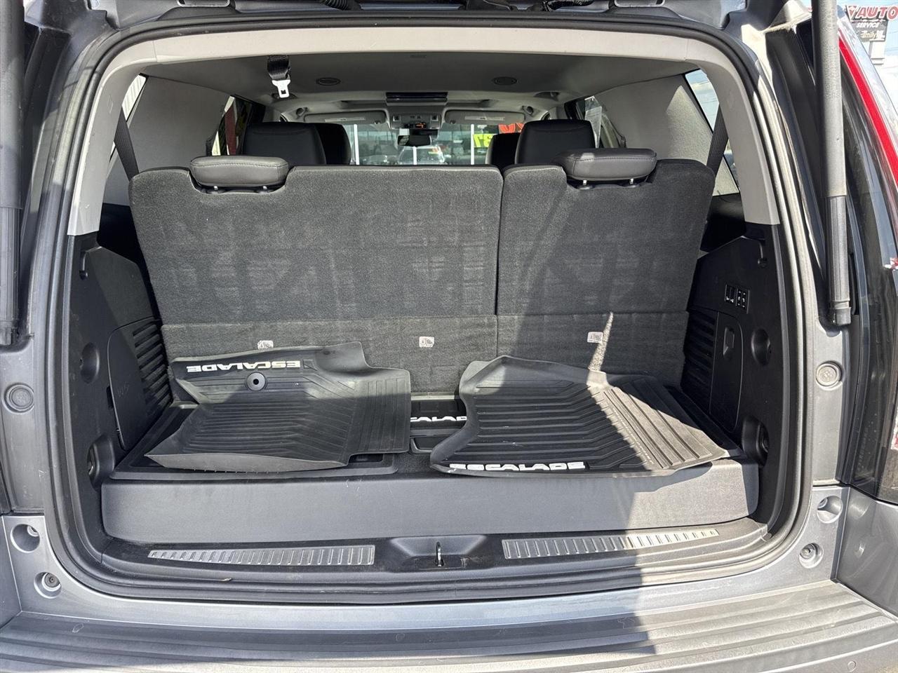 Cadillac Escalade 4WD 4dr Luxury 2020