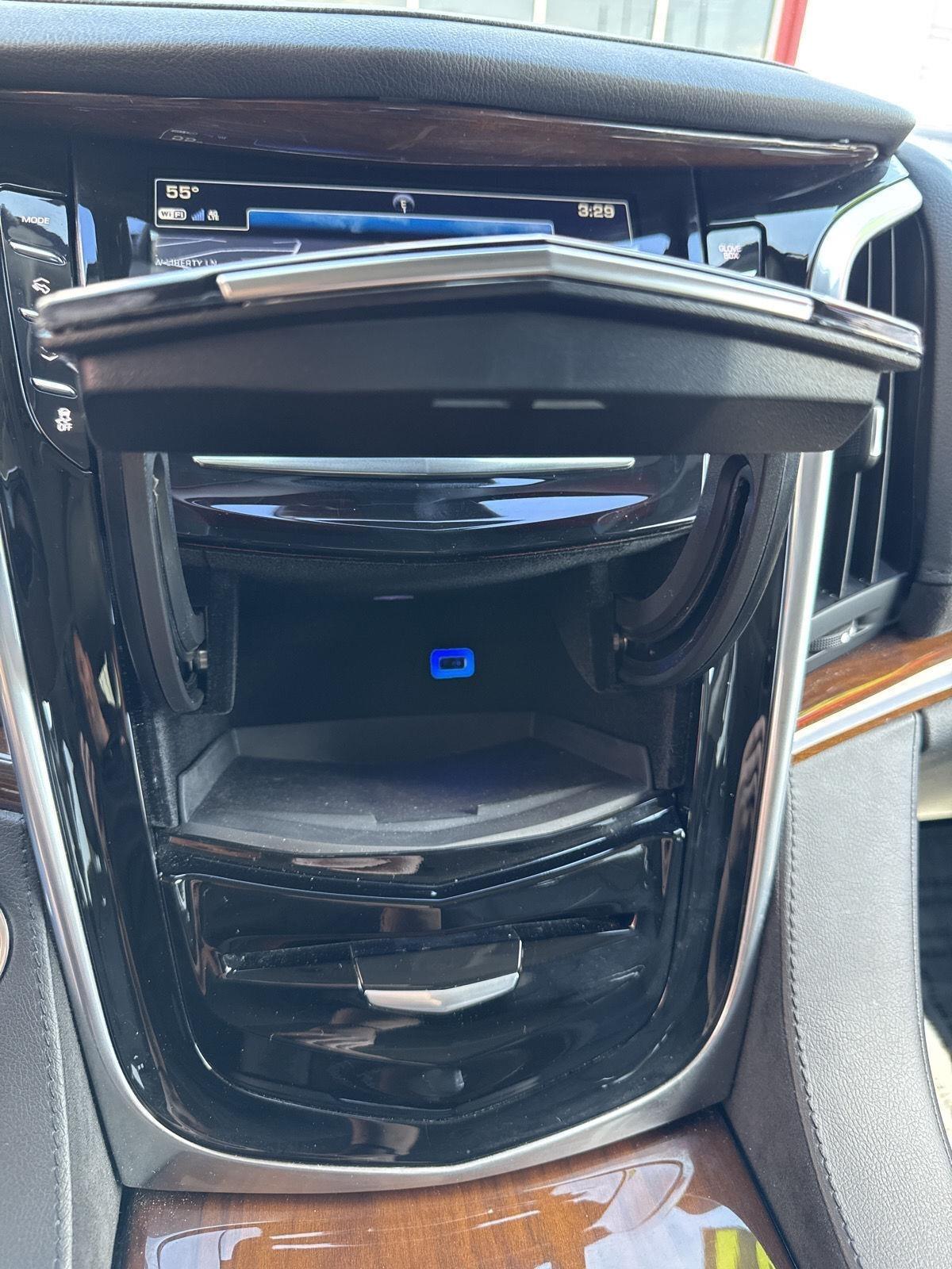 Cadillac Escalade 4WD 4dr Luxury 2020