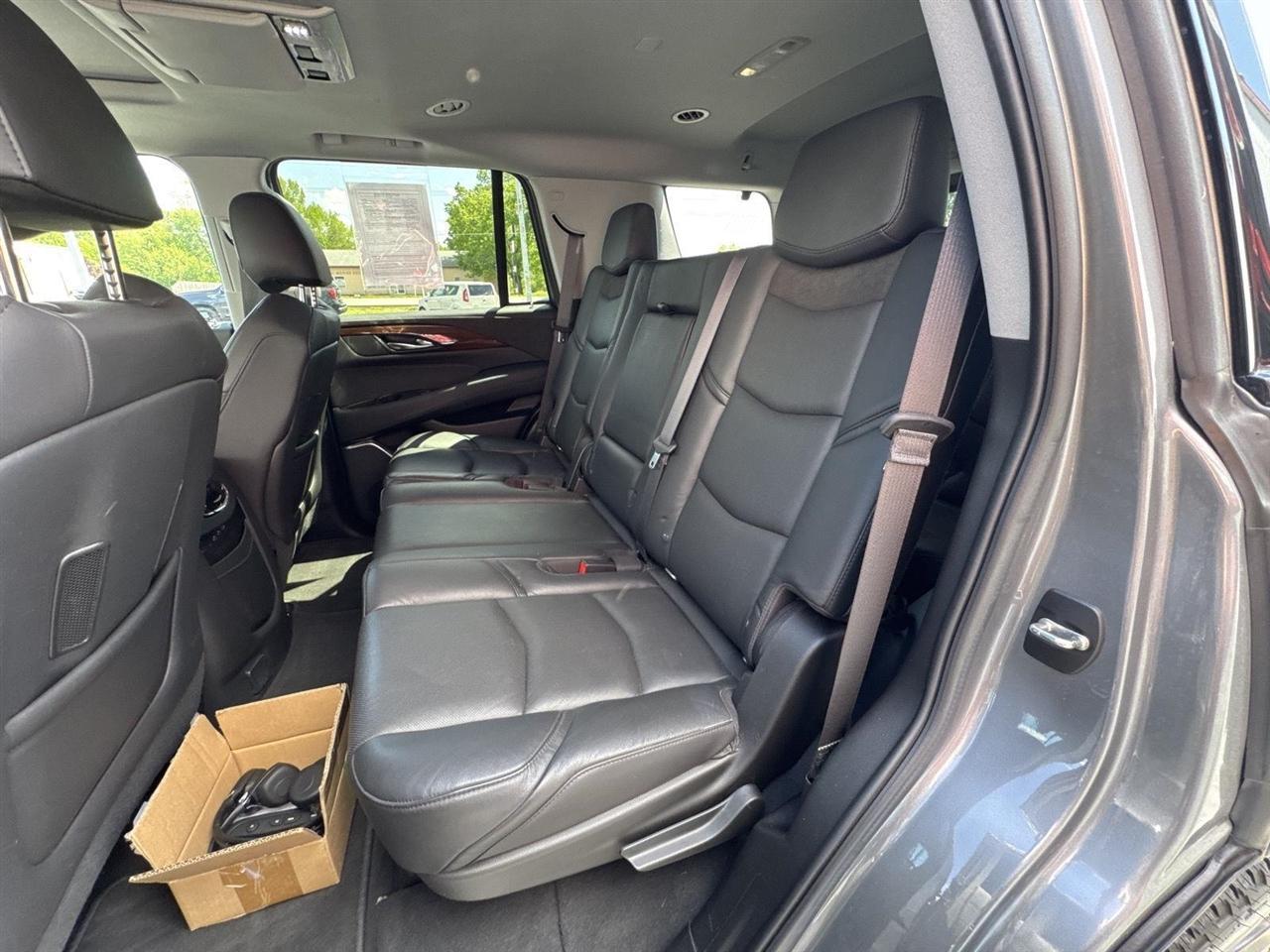 Cadillac Escalade 4WD 4dr Luxury 2020