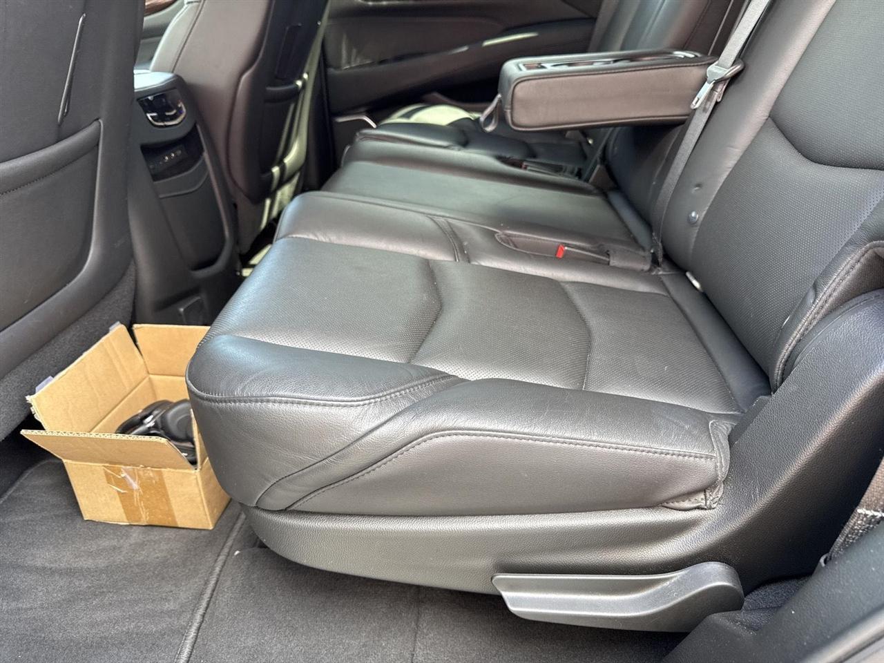 Cadillac Escalade 4WD 4dr Luxury 2020