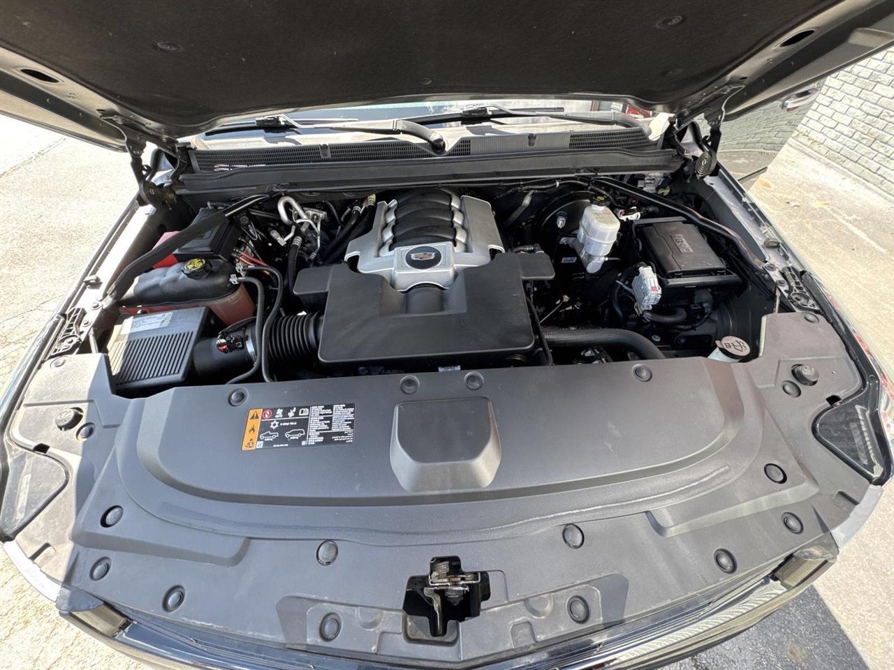 Cadillac Escalade 4WD 4dr Luxury 2020