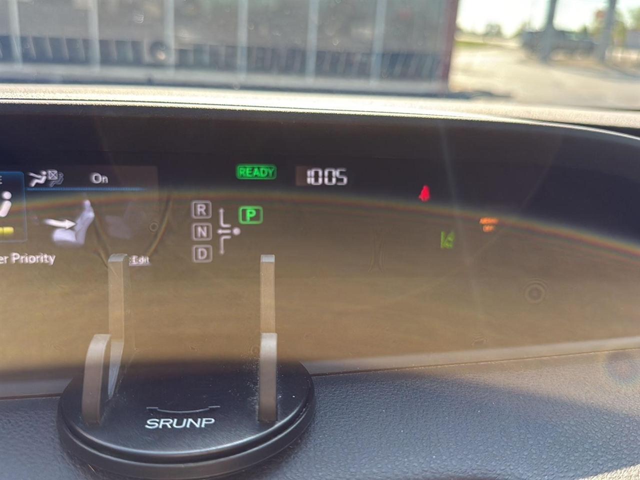Toyota Prius Three Touring (Natl) 2017