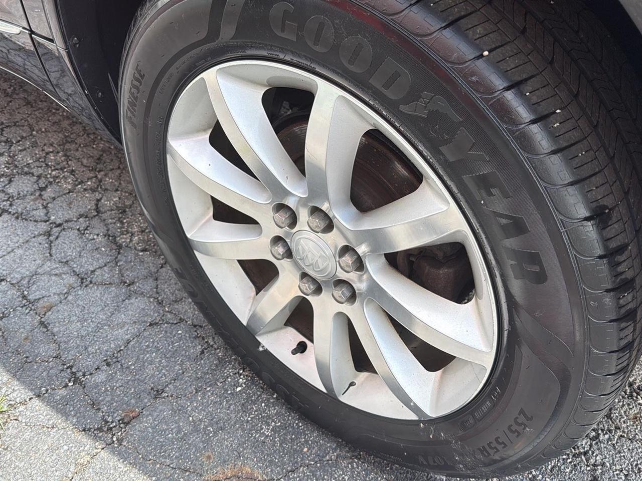 Buick Enclave FWD 4dr Premium 2017