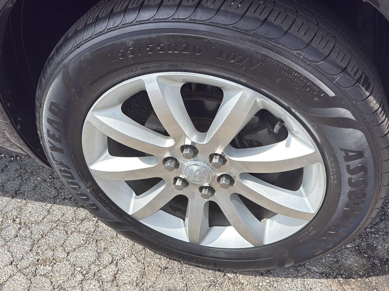 Buick Enclave FWD 4dr Premium 2017