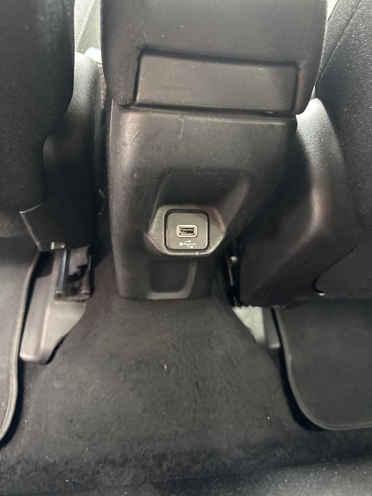 Jeep Renegade Latitude FWD 2019