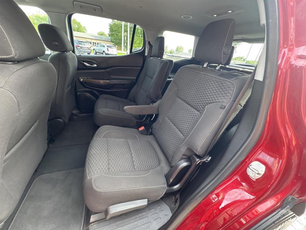 GMC Acadia FWD 4dr SLE w/SLE-2 2019