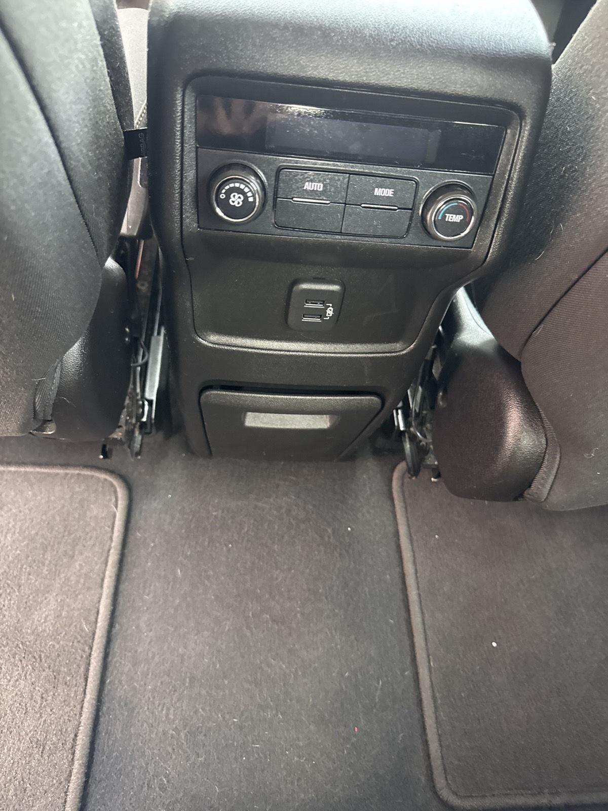 GMC Acadia FWD 4dr SLE w/SLE-2 2019