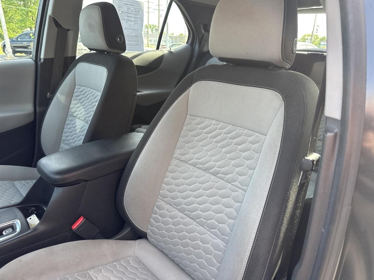 Chevrolet Equinox FWD 4dr LS w/1LS 2018