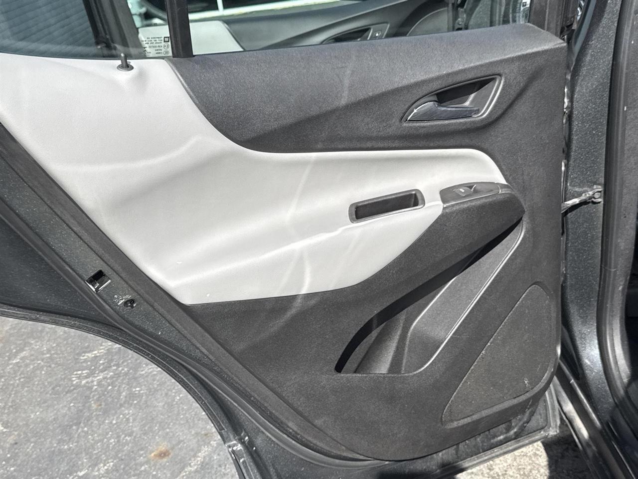 Chevrolet Equinox FWD 4dr LS w/1LS 2018