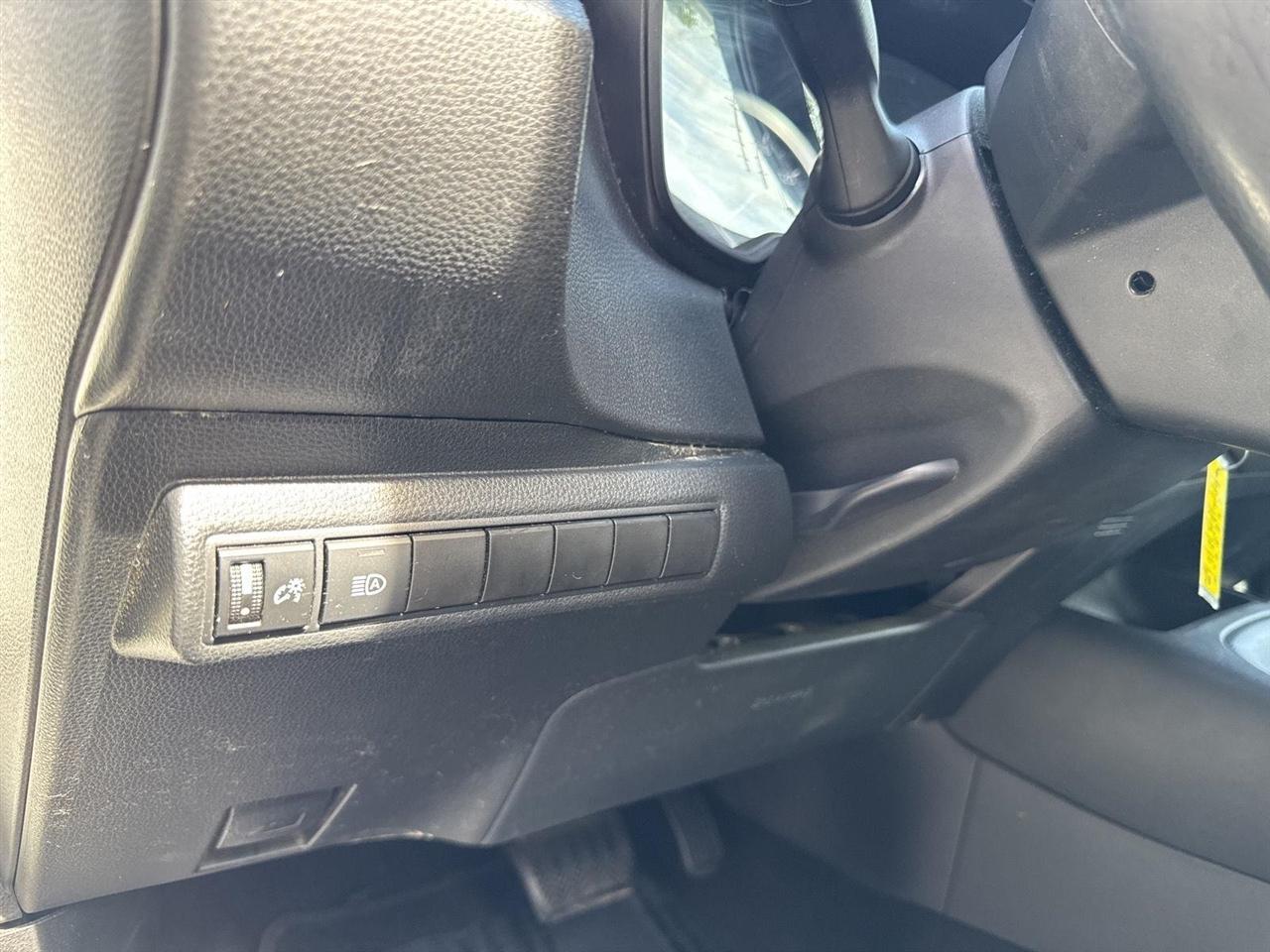 Toyota Corolla LE CVT (Natl) 2022
