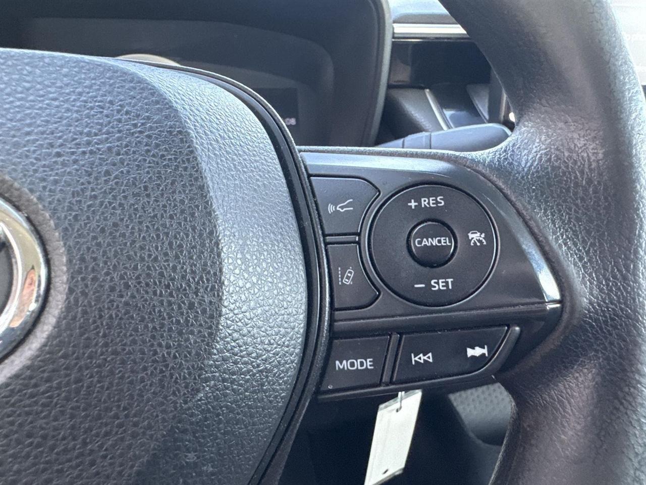 Toyota Corolla LE CVT (Natl) 2022
