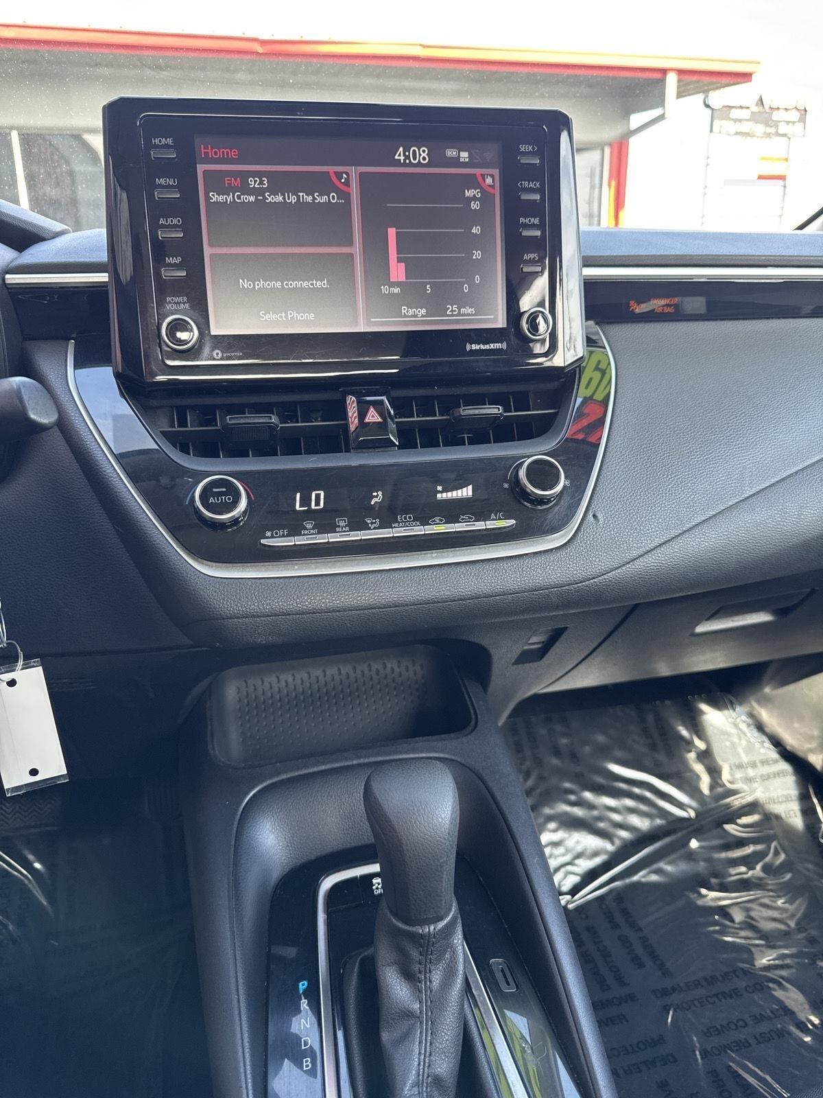Toyota Corolla LE CVT (Natl) 2022