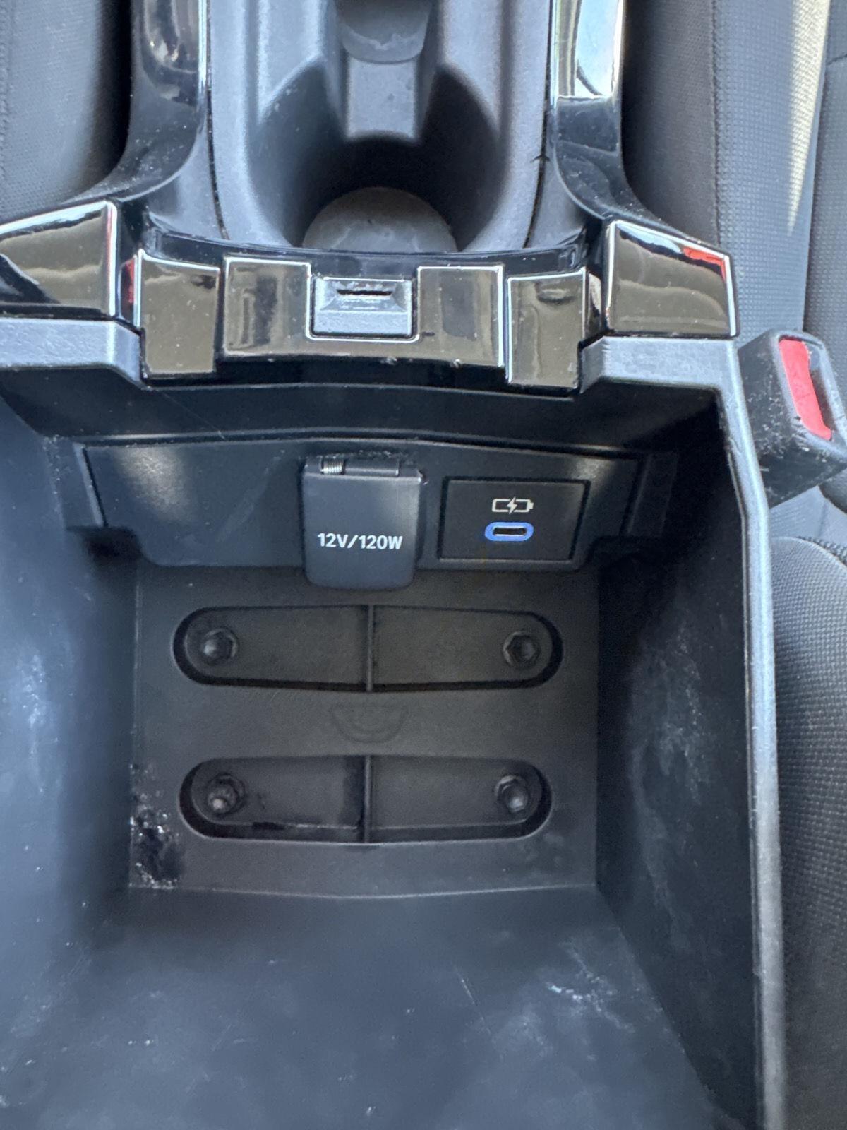 Toyota Corolla LE CVT (Natl) 2022