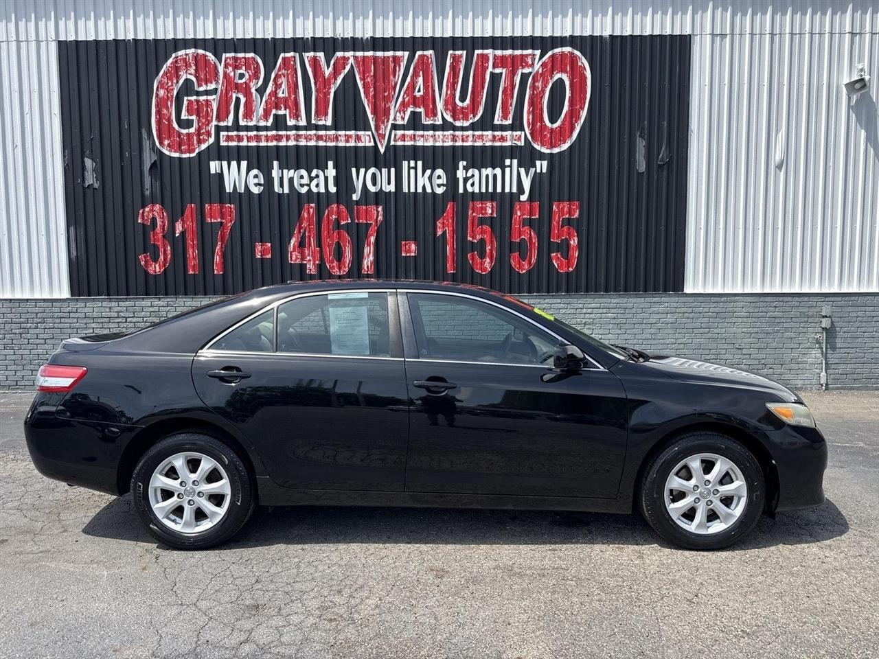 Toyota Camry 4dr Sdn I4 Man LE (Natl) 2011
