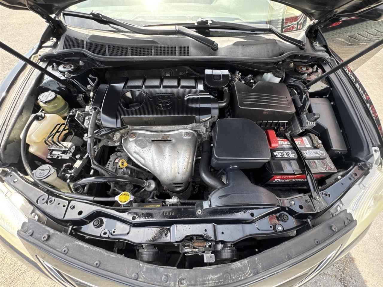 Toyota Camry 4dr Sdn I4 Man LE (Natl) 2011