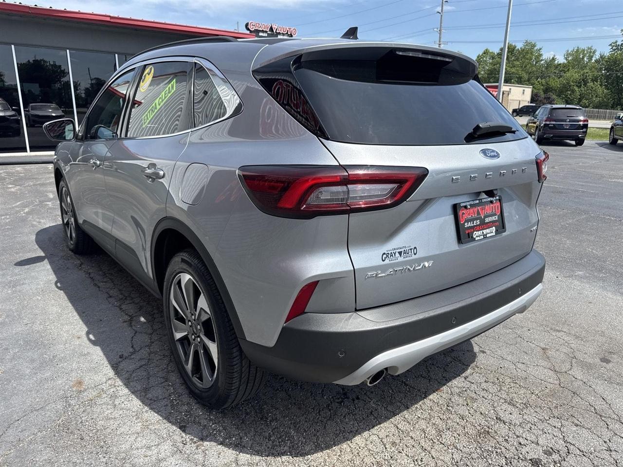 Ford Escape Platinum AWD 2024
