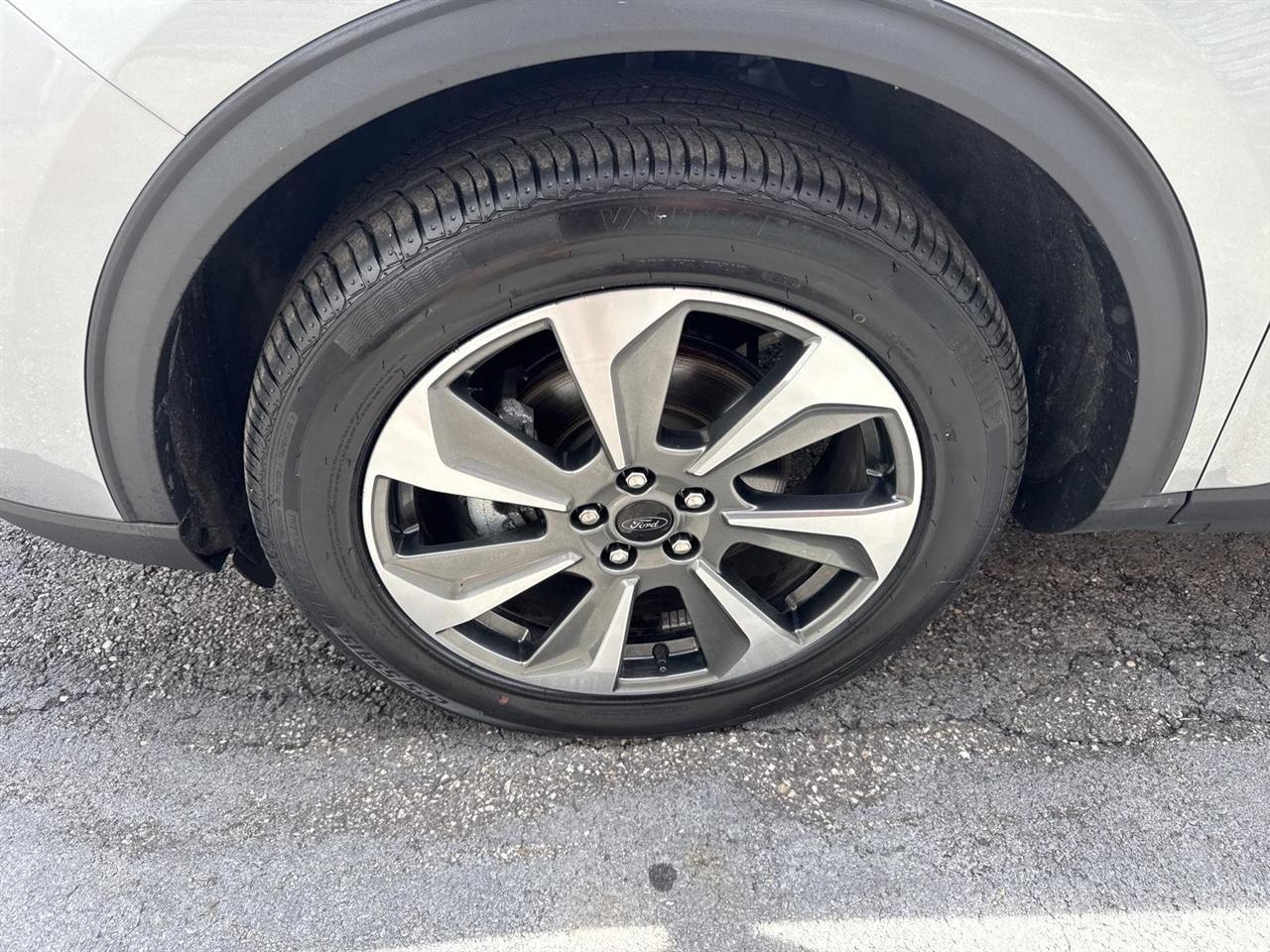 Ford Escape Platinum AWD 2024