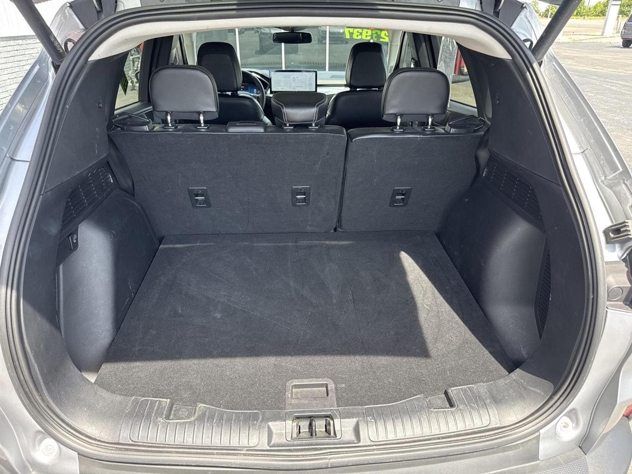 Ford Escape Platinum AWD 2024