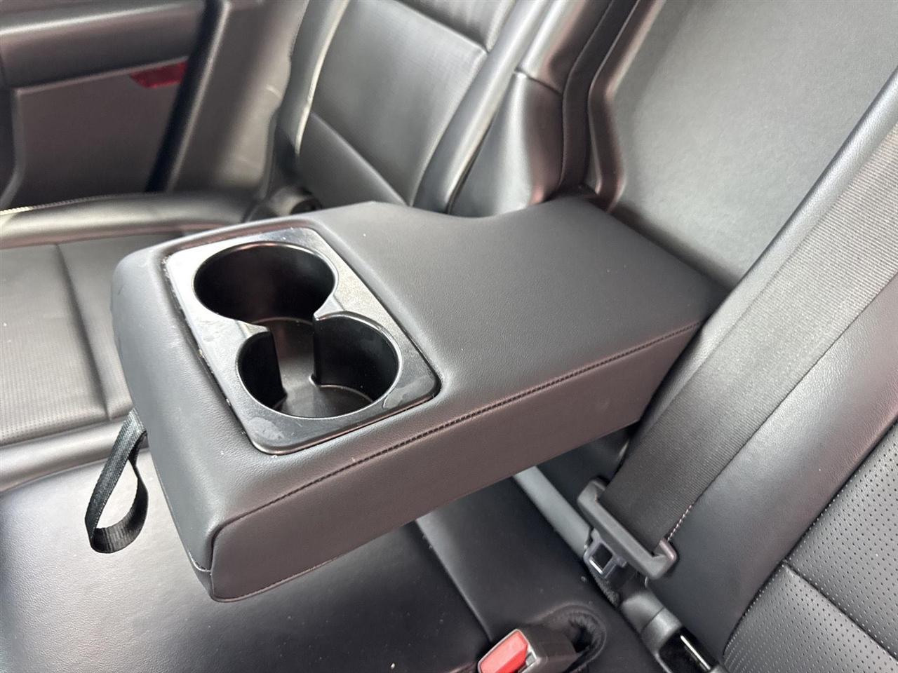 Ford Escape Platinum AWD 2024