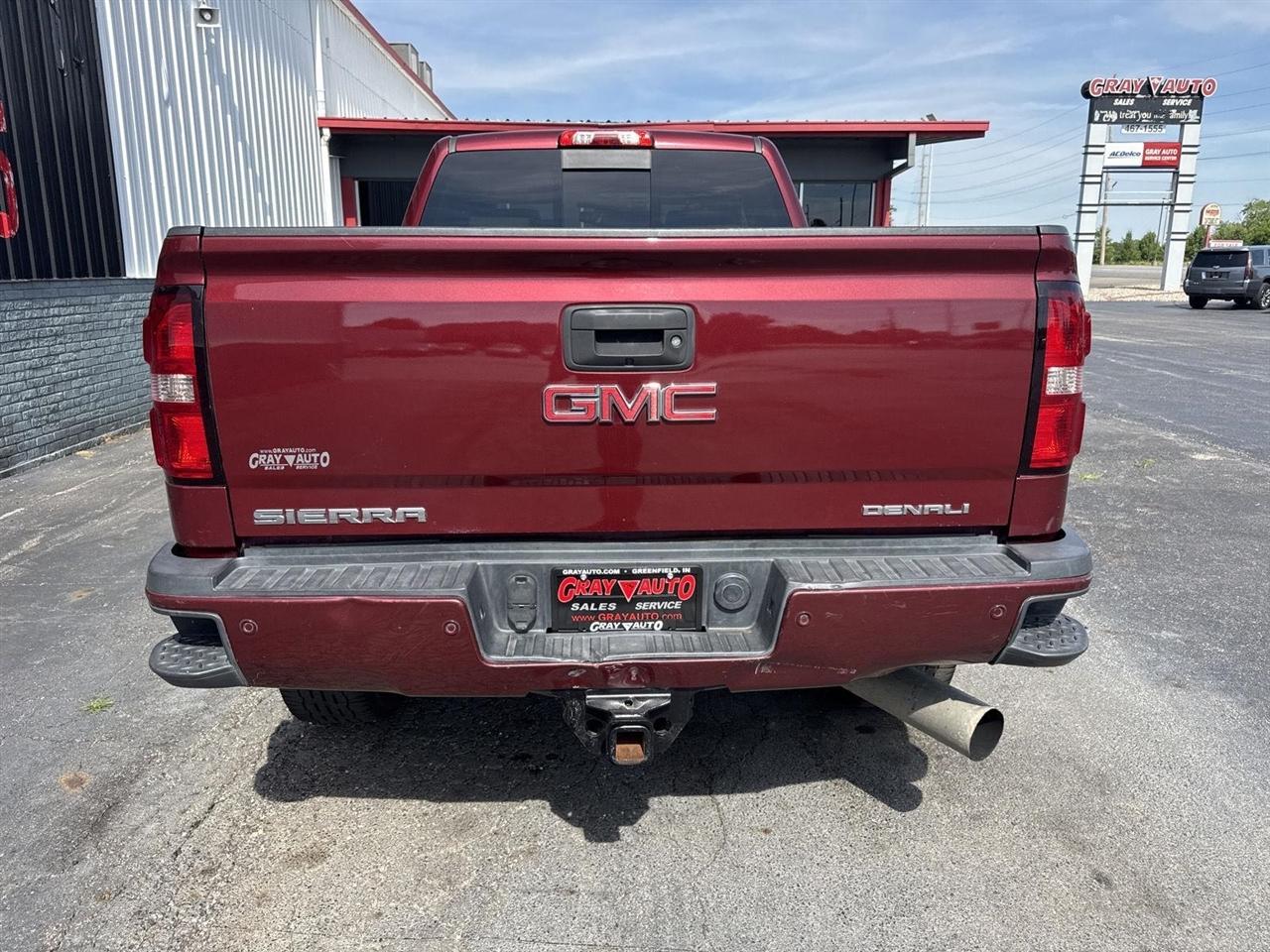 GMC Sierra 2500HD available WiFi 4WD Crew Cab 153.7" Denali 2015