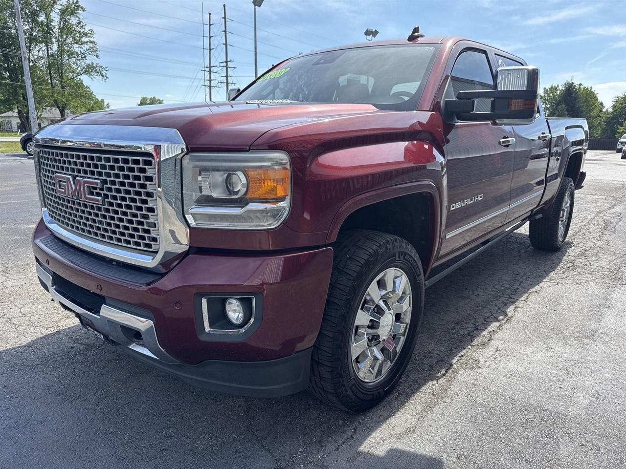GMC Sierra 2500HD available WiFi 4WD Crew Cab 153.7" Denali 2015