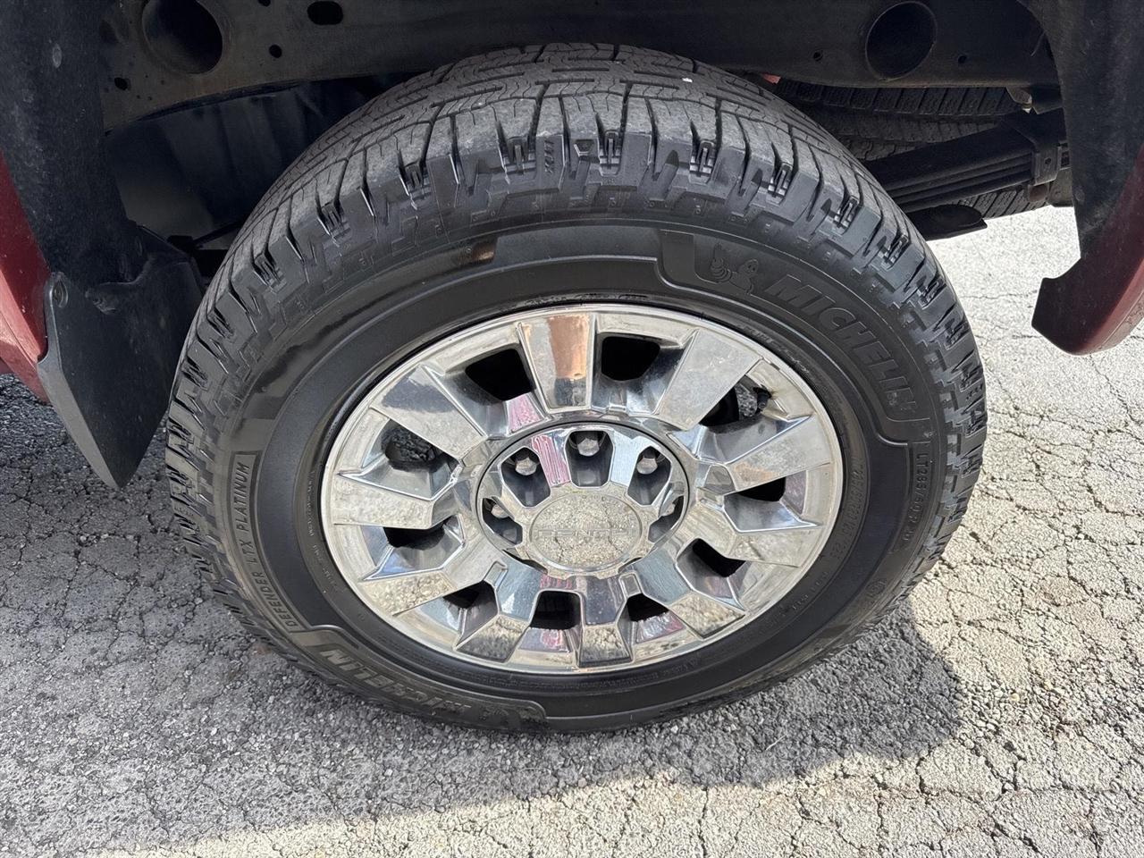 GMC Sierra 2500HD available WiFi 4WD Crew Cab 153.7" Denali 2015