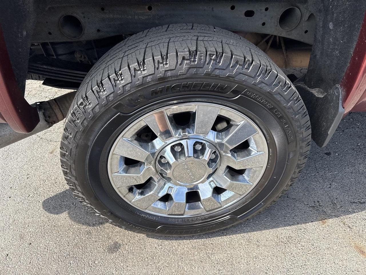 GMC Sierra 2500HD available WiFi 4WD Crew Cab 153.7" Denali 2015