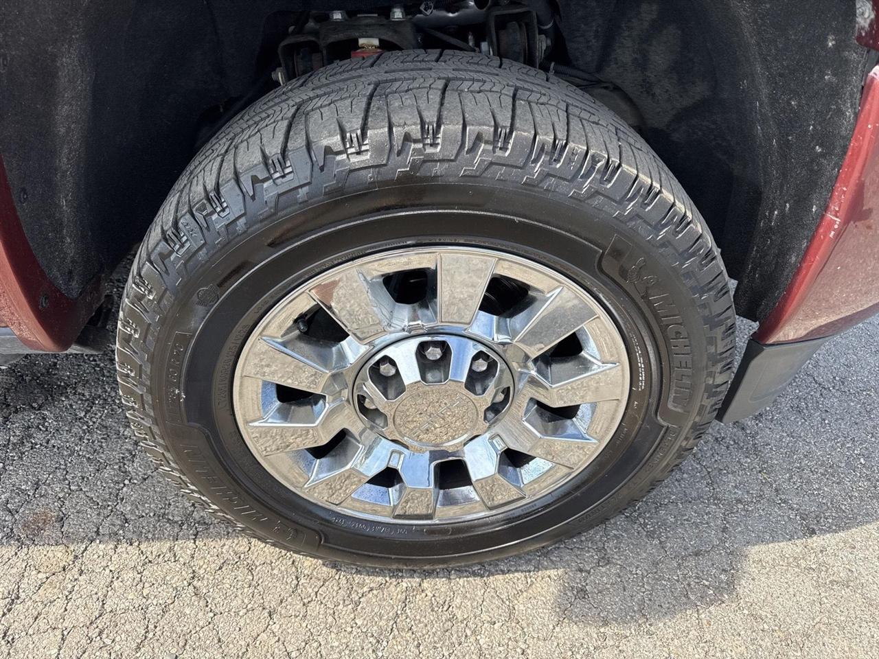 GMC Sierra 2500HD available WiFi 4WD Crew Cab 153.7" Denali 2015