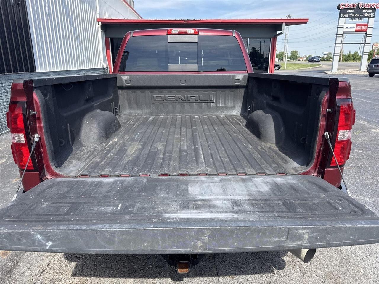 GMC Sierra 2500HD available WiFi 4WD Crew Cab 153.7" Denali 2015