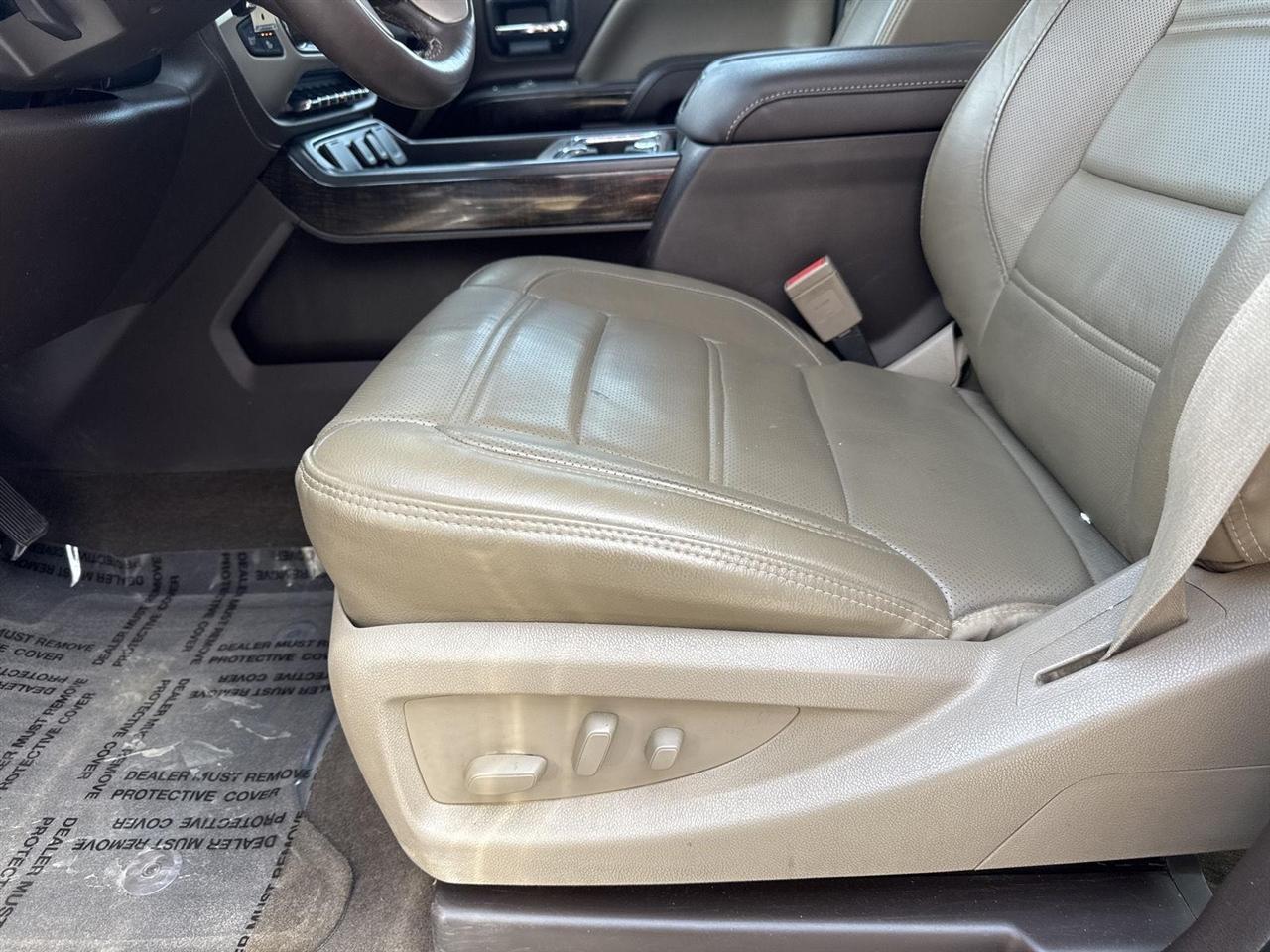 GMC Sierra 2500HD available WiFi 4WD Crew Cab 153.7" Denali 2015