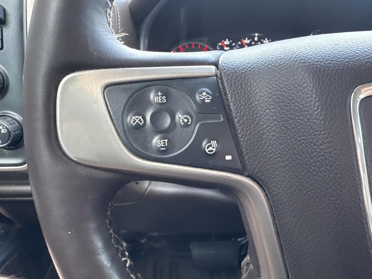GMC Sierra 2500HD available WiFi 4WD Crew Cab 153.7" Denali 2015