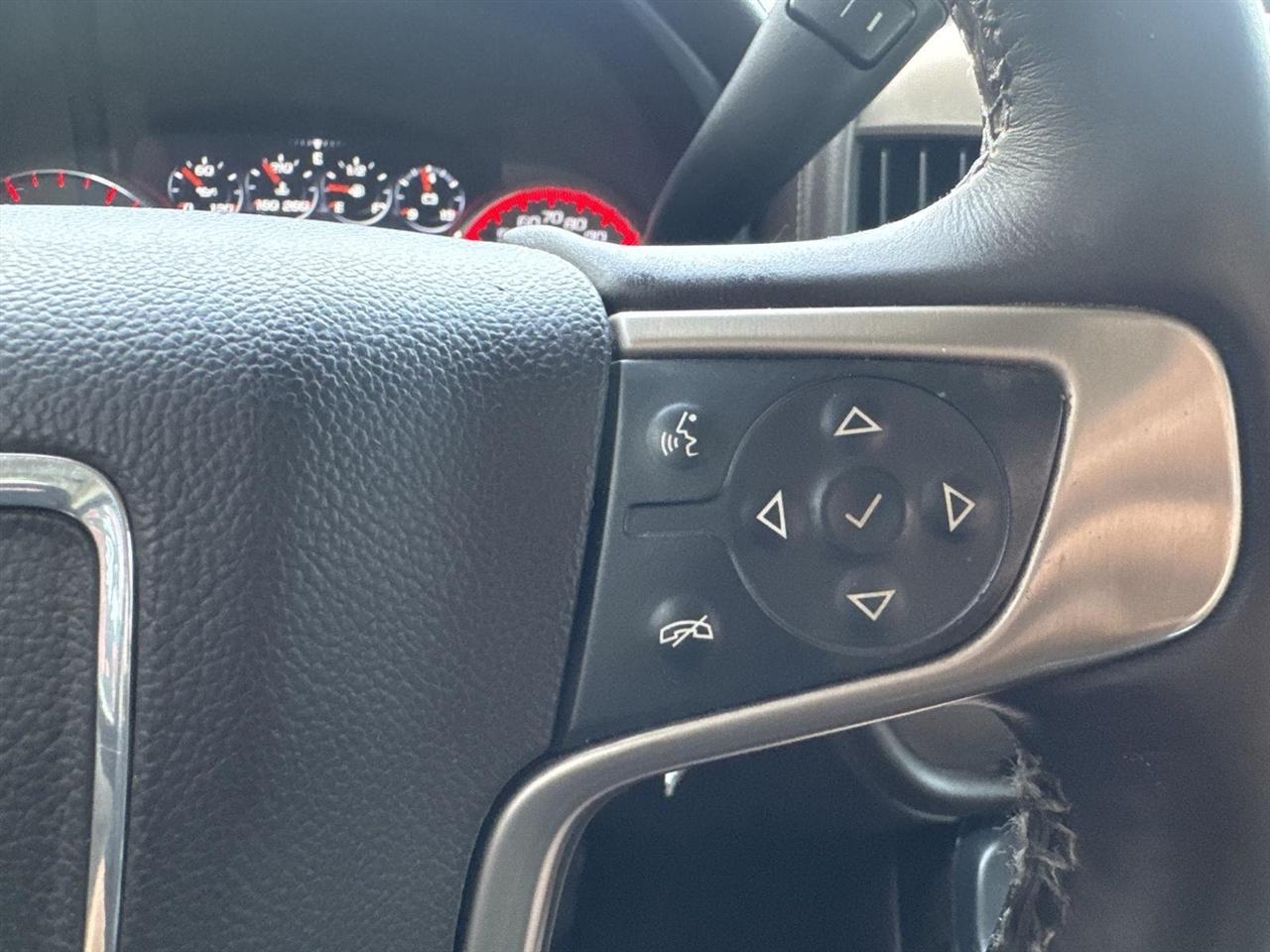 GMC Sierra 2500HD available WiFi 4WD Crew Cab 153.7" Denali 2015
