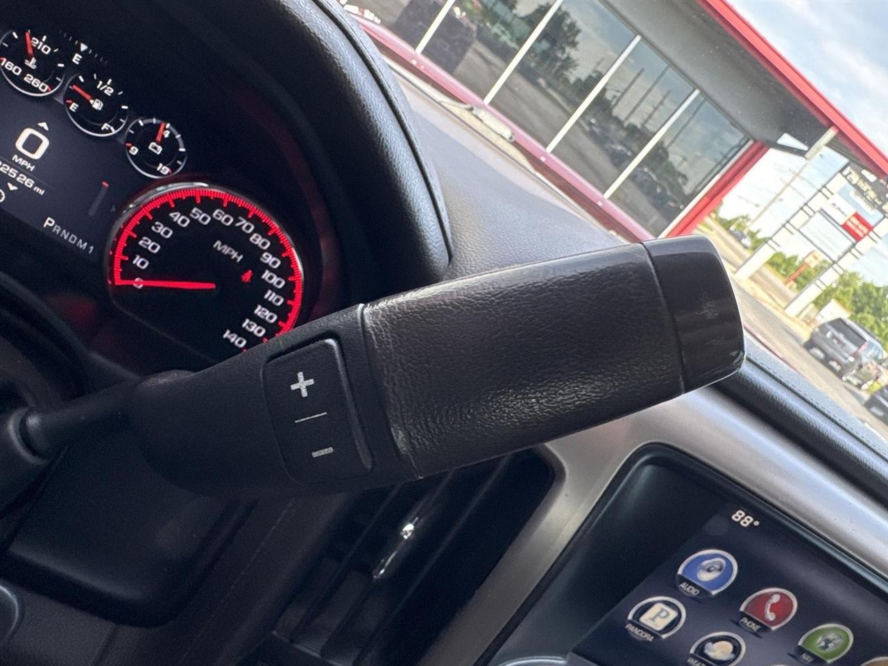 GMC Sierra 2500HD available WiFi 4WD Crew Cab 153.7" Denali 2015