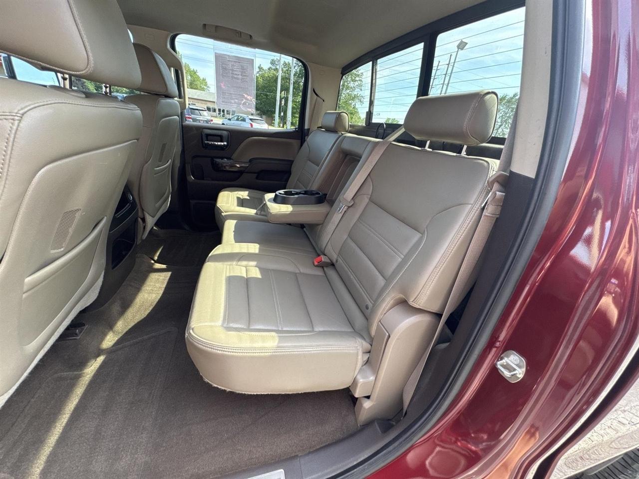 GMC Sierra 2500HD available WiFi 4WD Crew Cab 153.7" Denali 2015