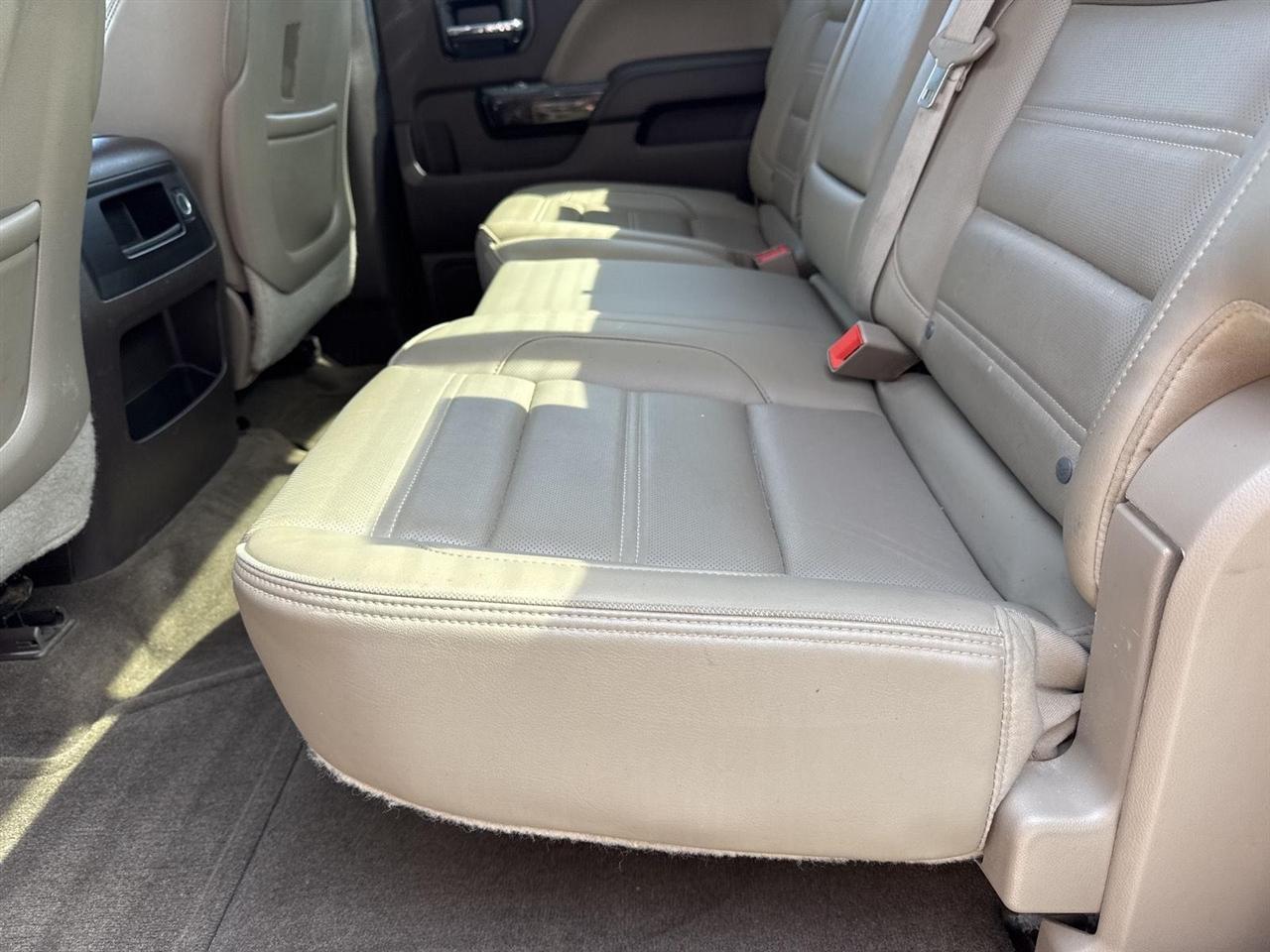 GMC Sierra 2500HD available WiFi 4WD Crew Cab 153.7" Denali 2015
