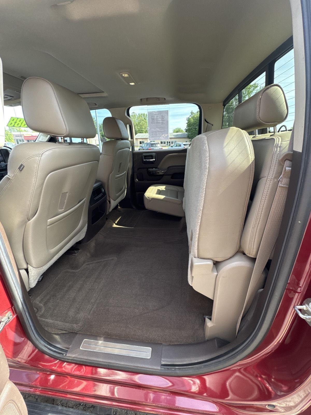 GMC Sierra 2500HD available WiFi 4WD Crew Cab 153.7" Denali 2015