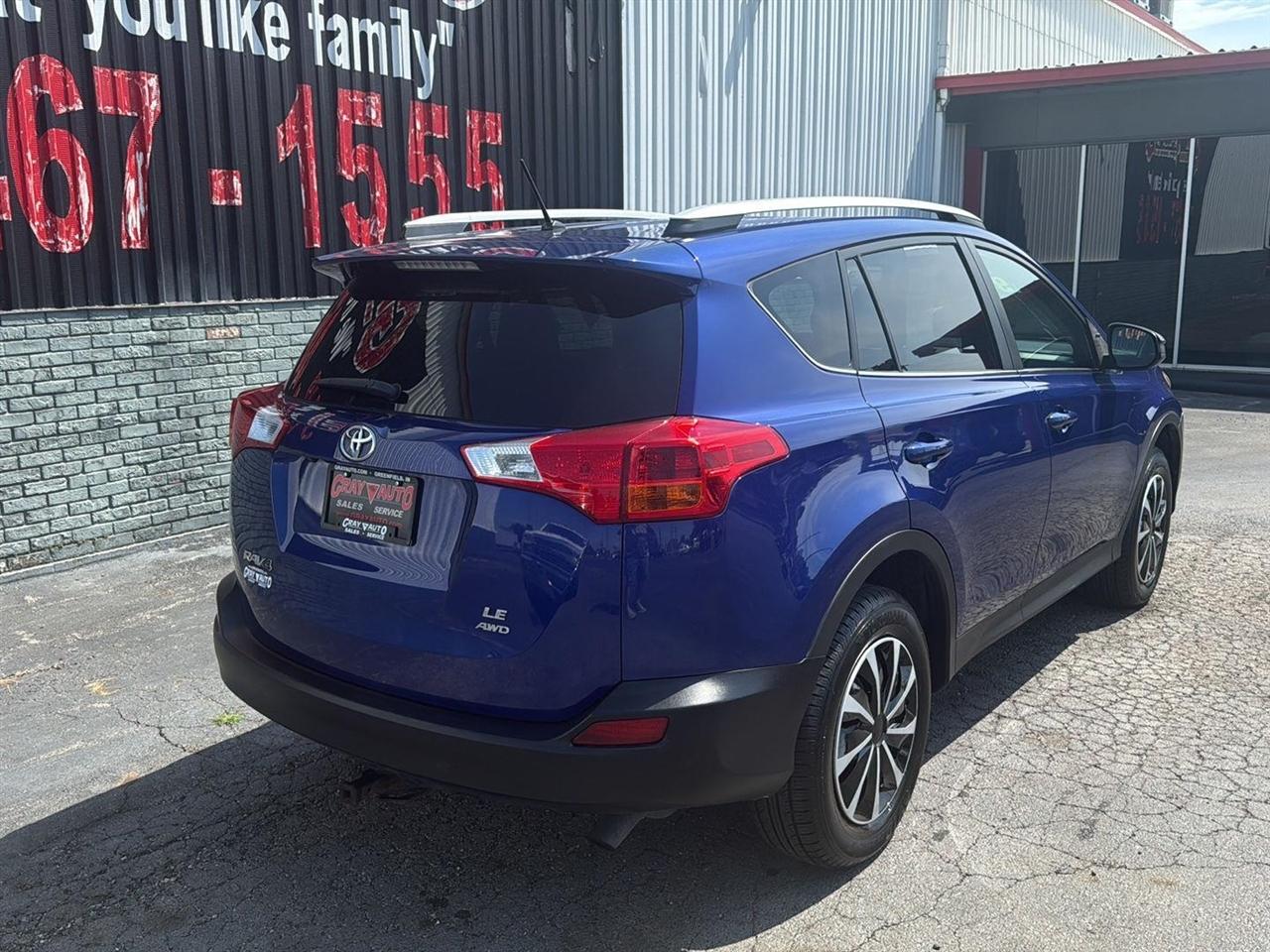 Toyota RAV4 AWD 4dr LE (Natl) 2015
