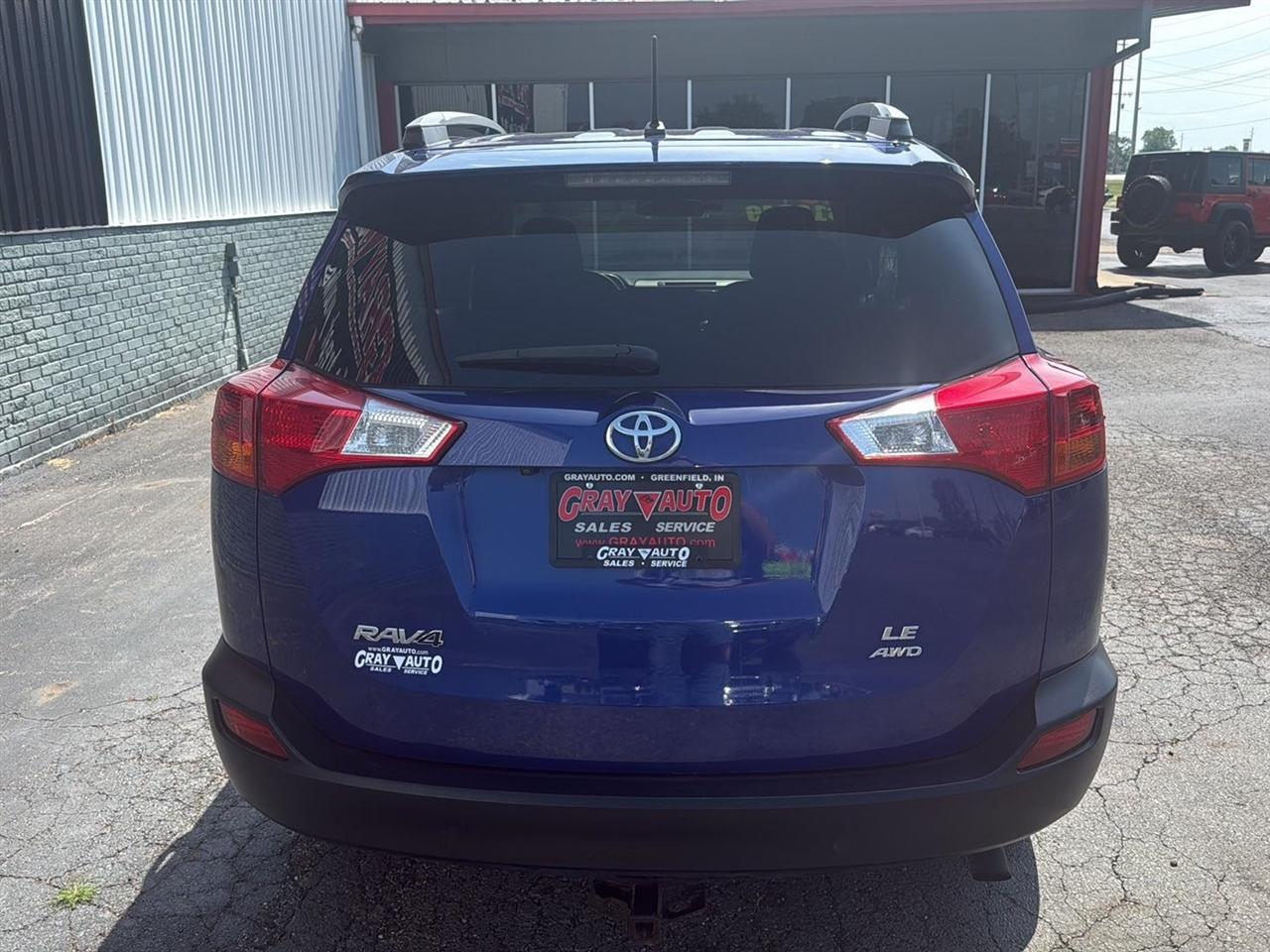 Toyota RAV4 AWD 4dr LE (Natl) 2015